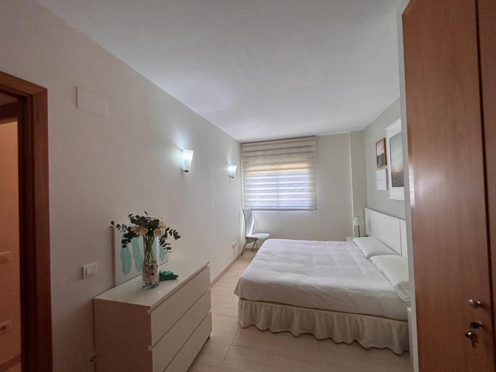 Apartamento Los Girasoles 1 Салоу Экстерьер фото
